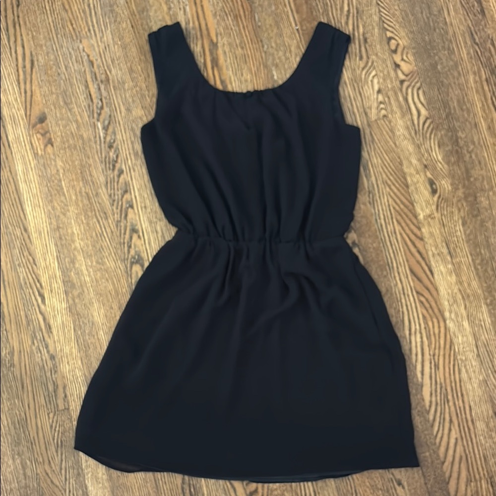 Express Black Sleeveless Scoop Neck Mini Sundress with Pockets